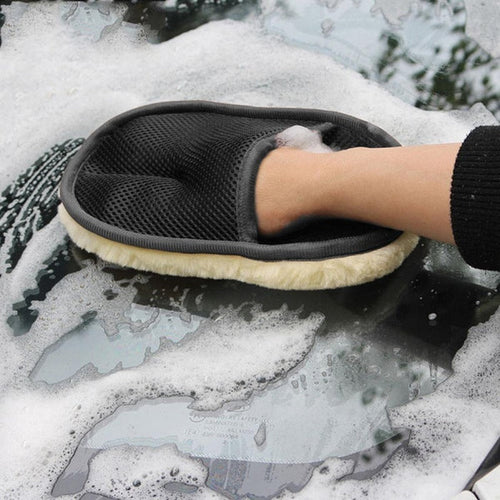 Bear Paw Plush Cleaning Gloves – Soft Microfiber Wash Mitt for Car, Home & Glass Cleaning (Random Color)